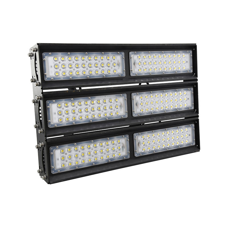 600-700W LED reflektor